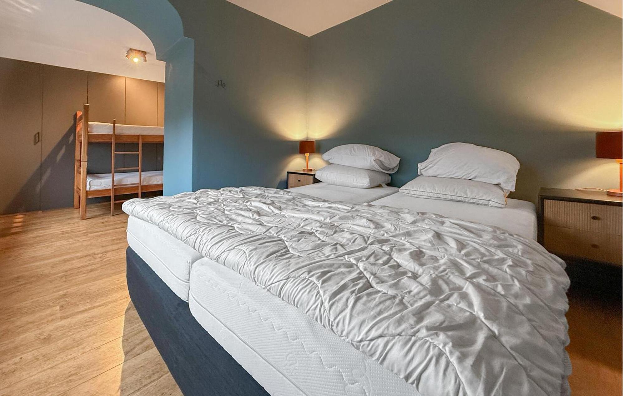 Beautiful Home In Son En Breugel With House A Panoramic View Son en Breugel Exterior foto