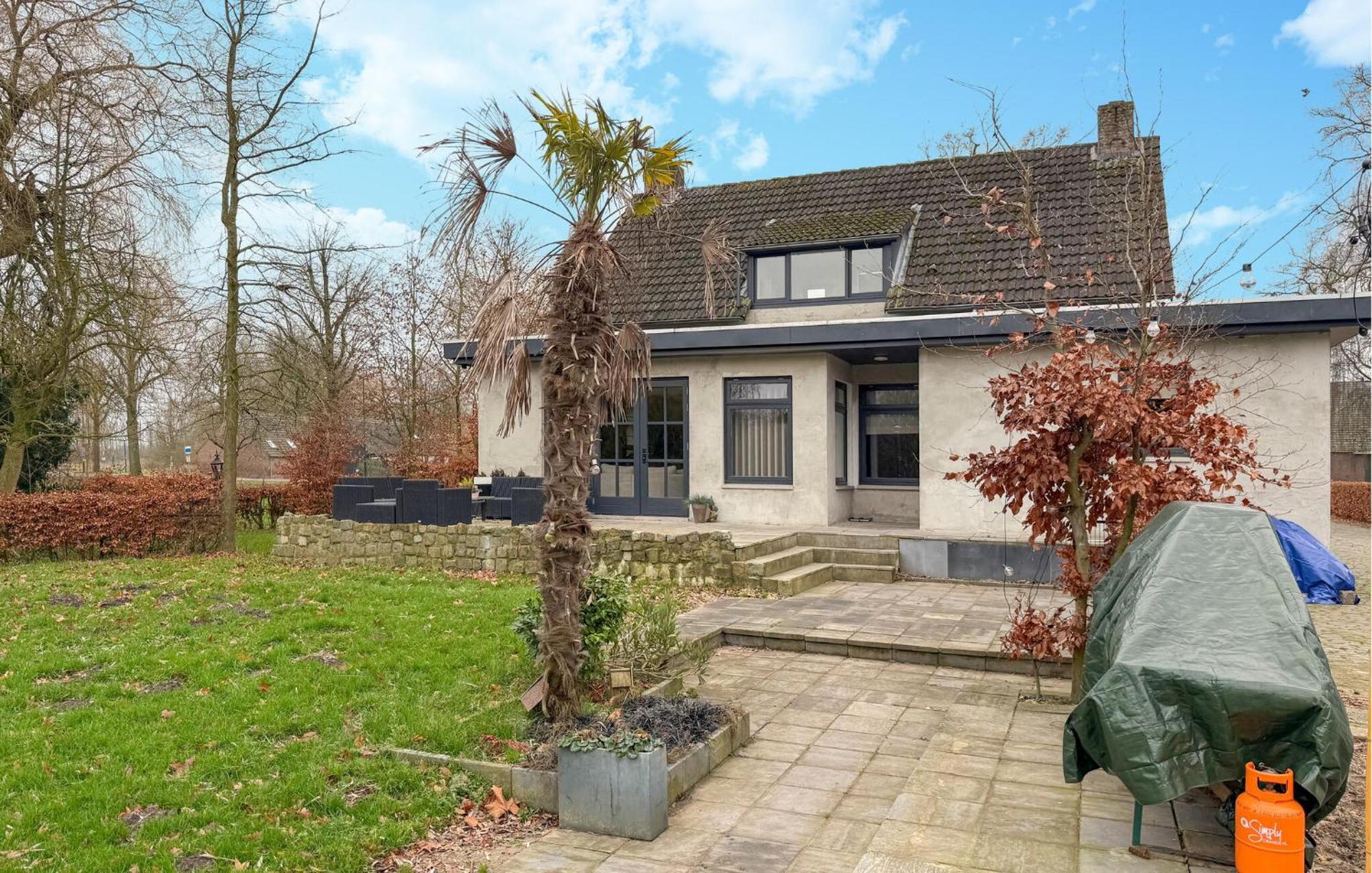 Beautiful Home In Son En Breugel With House A Panoramic View Son en Breugel Exterior foto